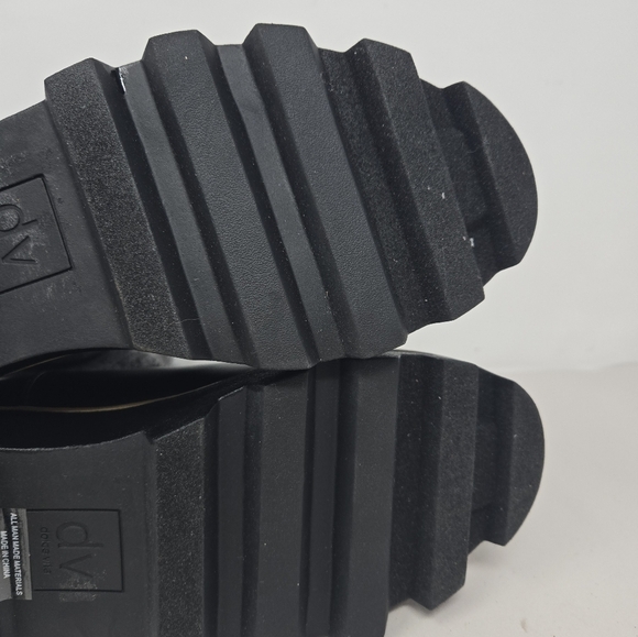 DV Dolce Vita Women's Vionie Soft Ankle Winter Boots Sz 9.5 Knit & Faux Leather - Picture 7 of 10